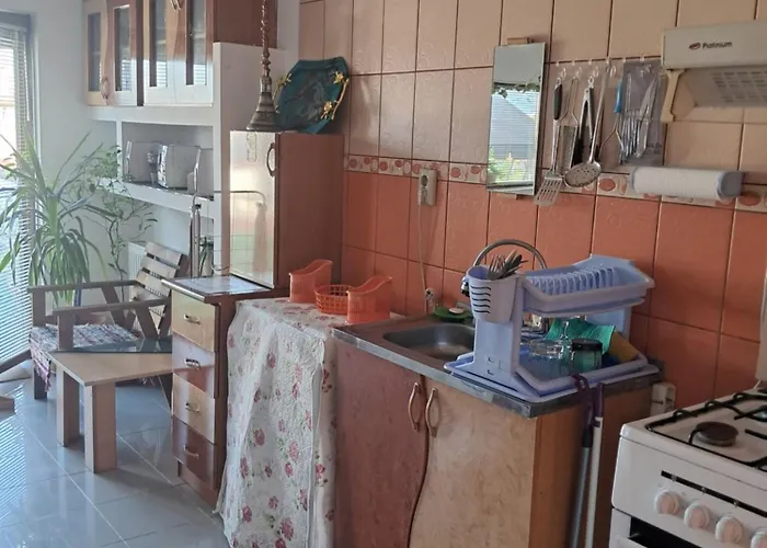 With Terrace 2 Apartamento