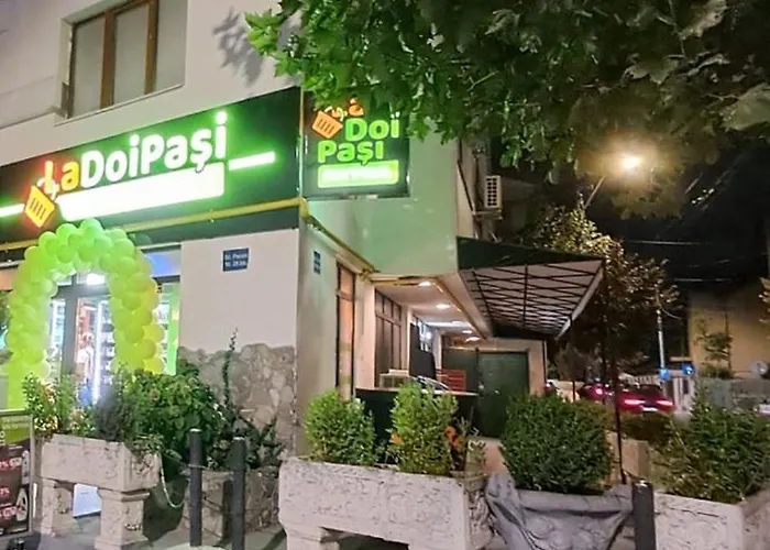 With Terrace 2 Apartamento Bucarest