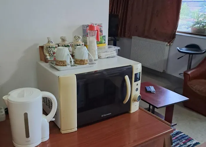 With Terrace 2 דירה